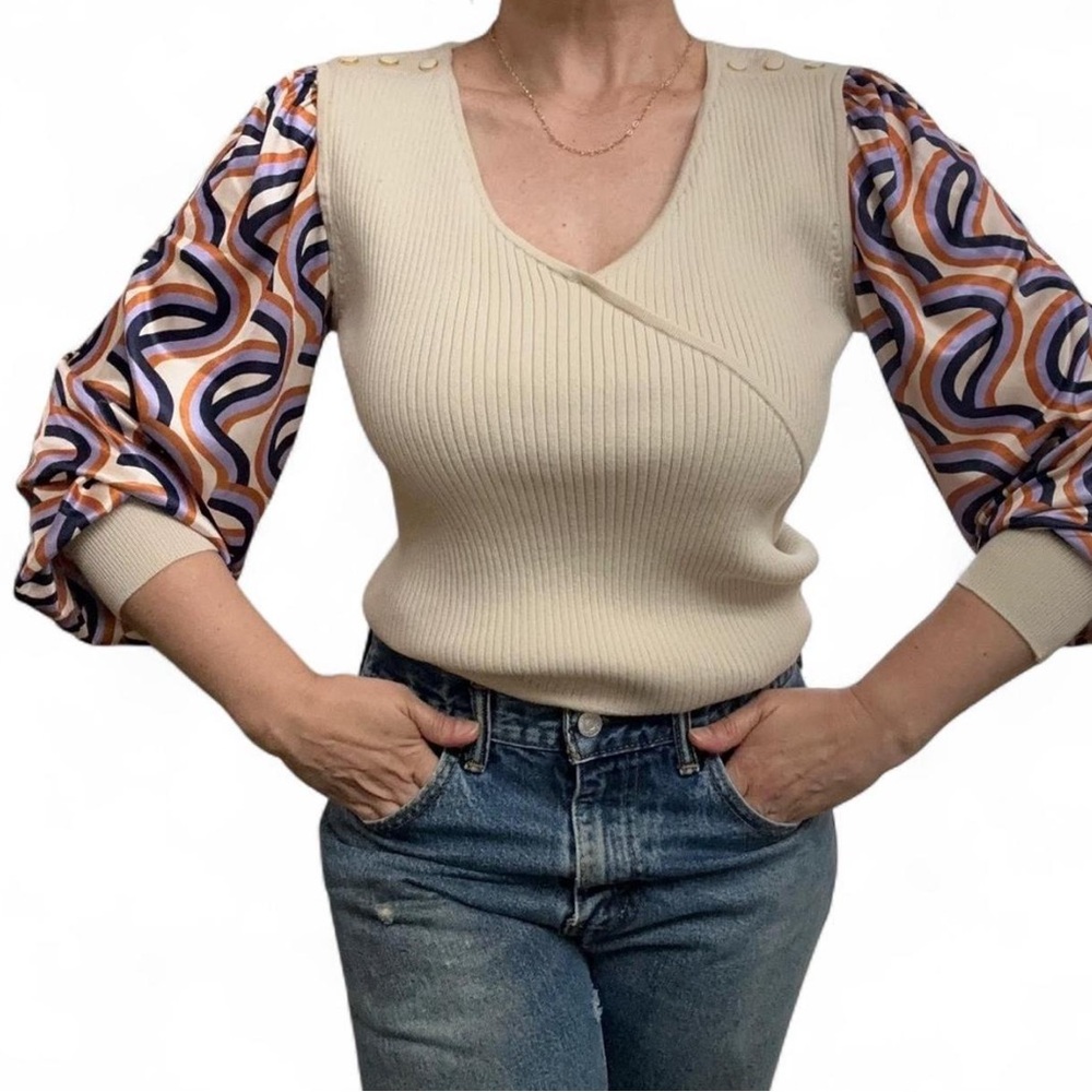 Cream V-Neck Sweater with Puff Sleeves